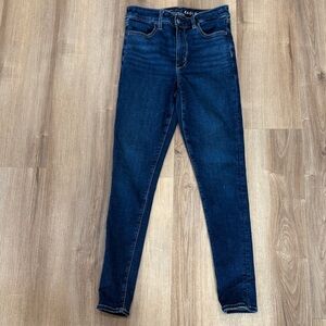 American Eagle Super High Rise Jegging Dark Wash Denim Skinny Jeans Size 2